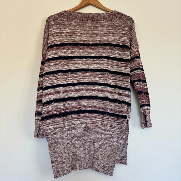 Very J Striped oversized sweater with side slits size: Small - Picture 2 of 5